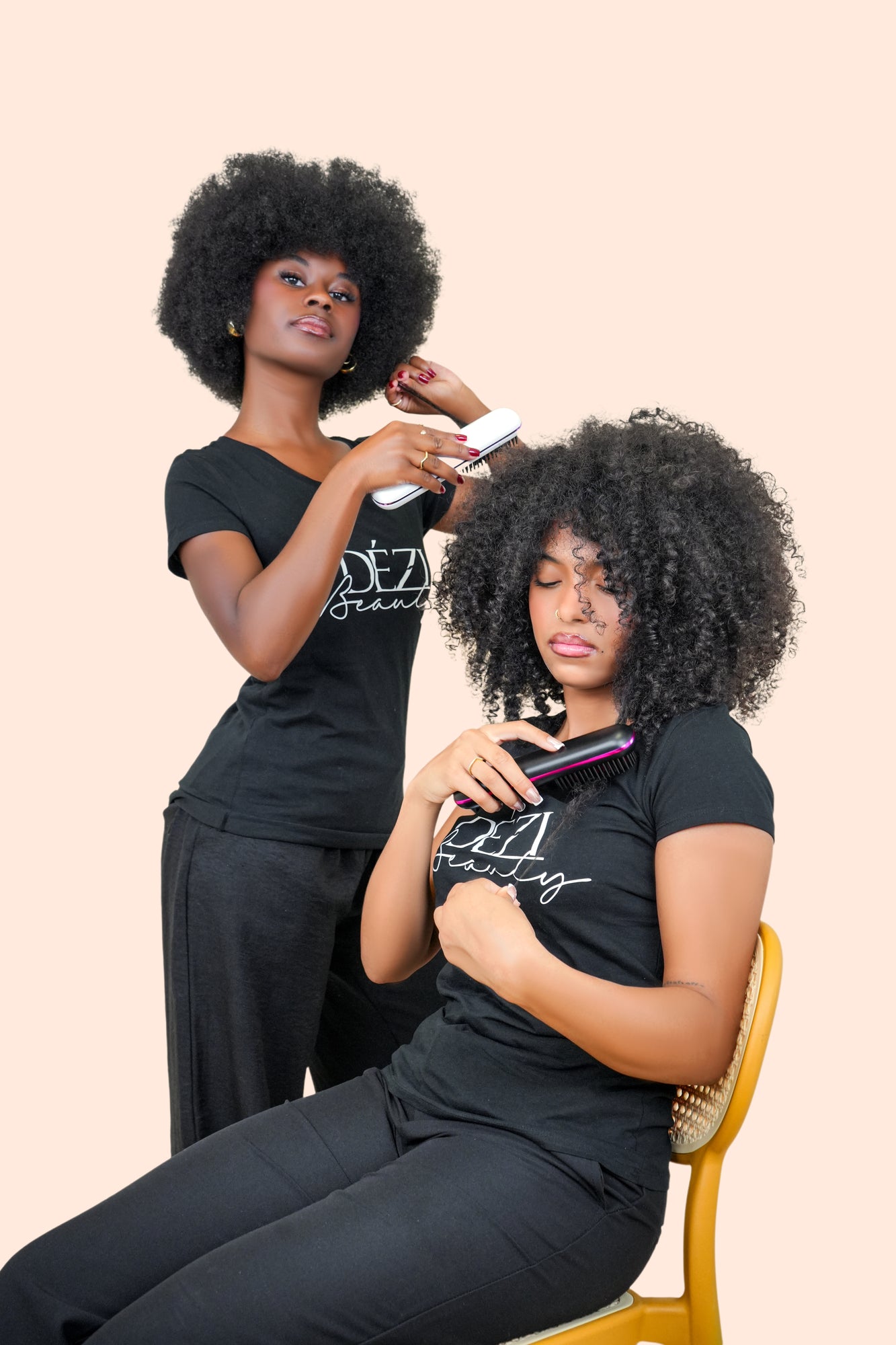 Peigne chauffant lissant rechargeable - Format nomade