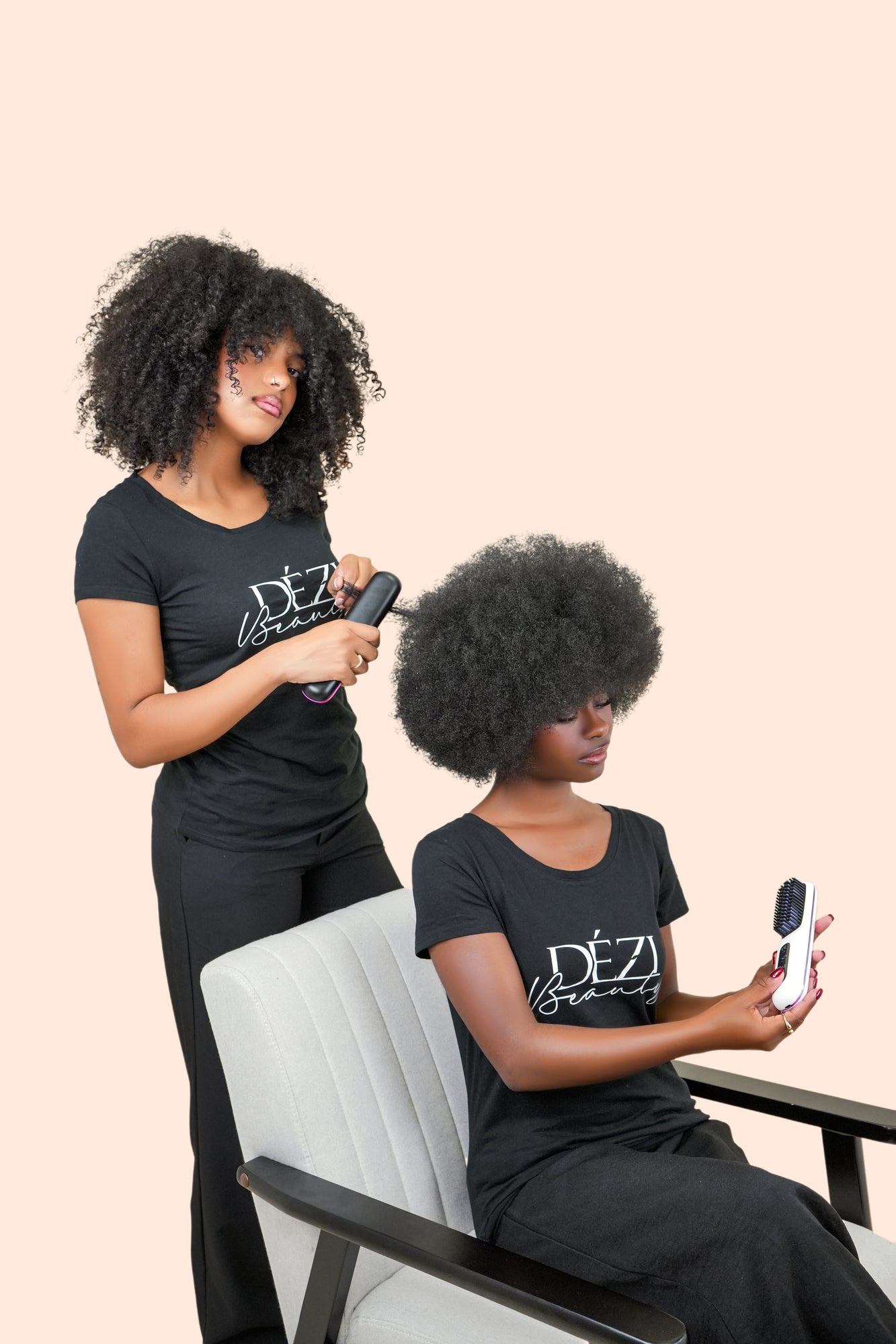 Peigne chauffant lissant rechargeable - Format nomade